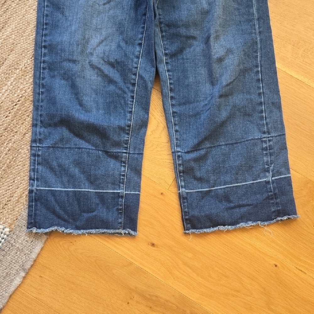 Uniqlo Women's Flare Wide Leg Jeans - Blue, 26, Frayed Hem, Distressed, GUC - Picture 2 of 7